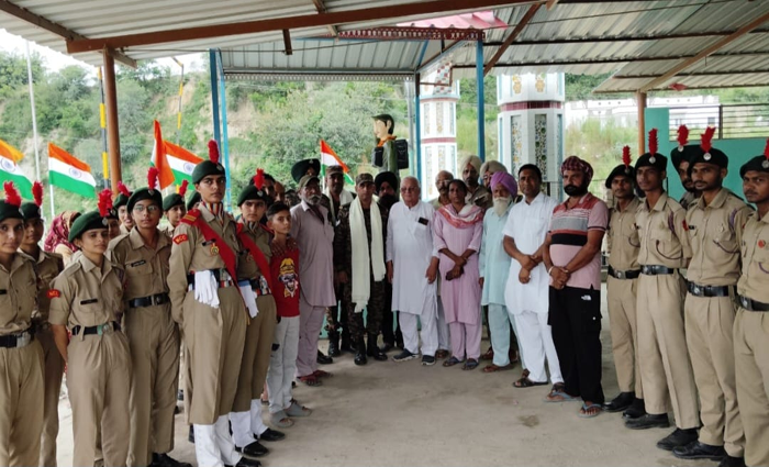 शहीद दीपक कुमार की 21वीं बरसी पर उन्हें याद किया गया